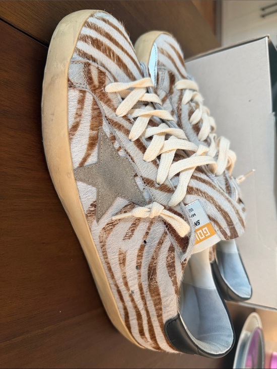 Golden Goose Other - Golden Goose Zebra-Print Low-Top Sneakers in Cream and Brown with Gray Star
